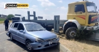 Sondaj kamyonun freni boşaldı 4 araca çarptı, 3 kişi yaralandı